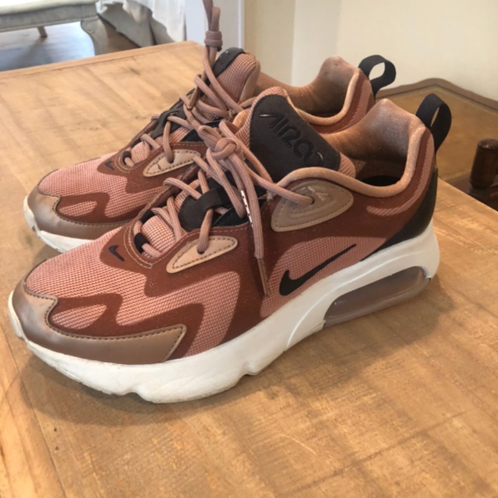 Nike Air Max 200 Women's Sneakers